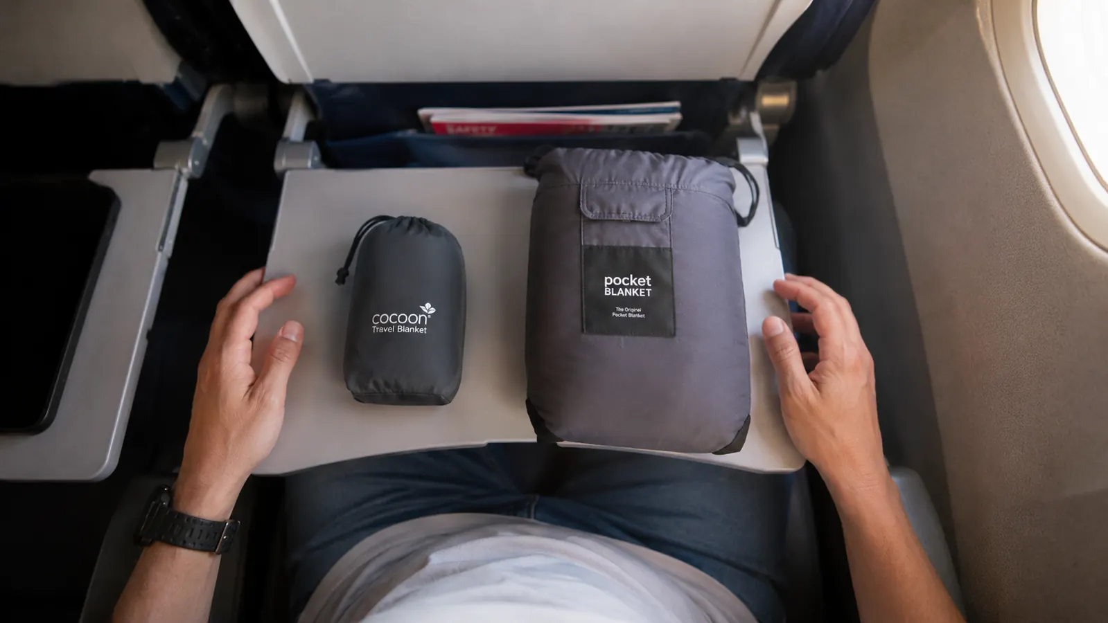 EverSnug vs Cabeau: Which Travel Blanket Actually Wins